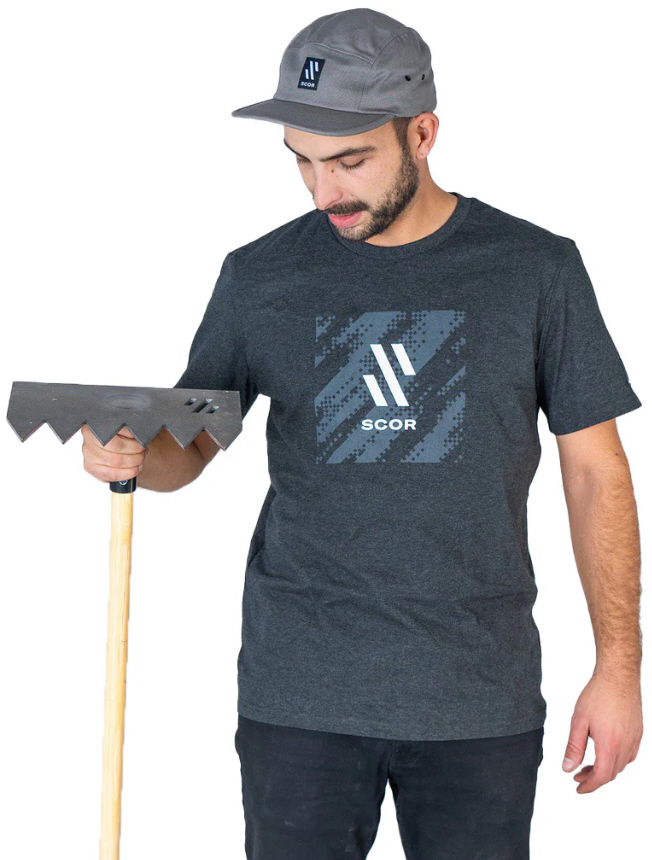 Camiseta con el logotipo de SCOR